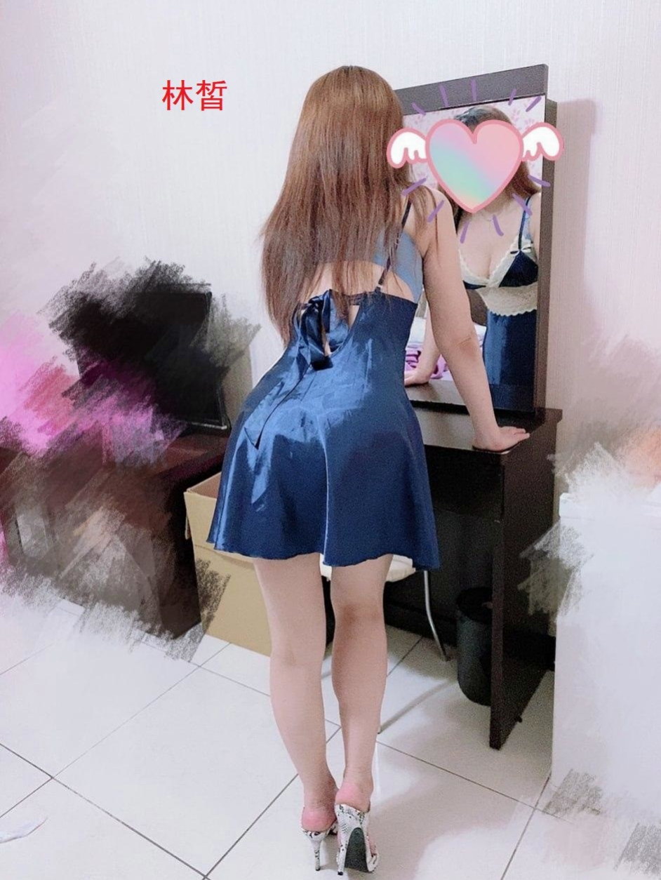 下營⋆外約茶⋆銀銀⋆電影檢票員⋆身高169cm⋆體重55kg⋆胸圍C罩杯⋆年齡23歲⋆全身鬆鬆軟軟皮膚很嫩 會潮吹   然後吻遍她全身 留下你的痕跡